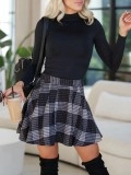 Checkered printed pleated skirt