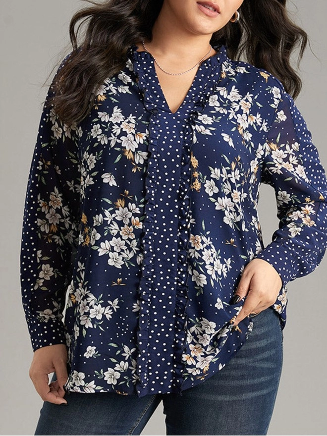 Elegant senior floral long-sleeved shirt