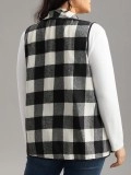 Sleeveless plaid jacket