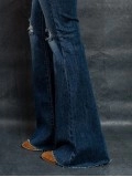 Women's vintage ripped solid color jeans